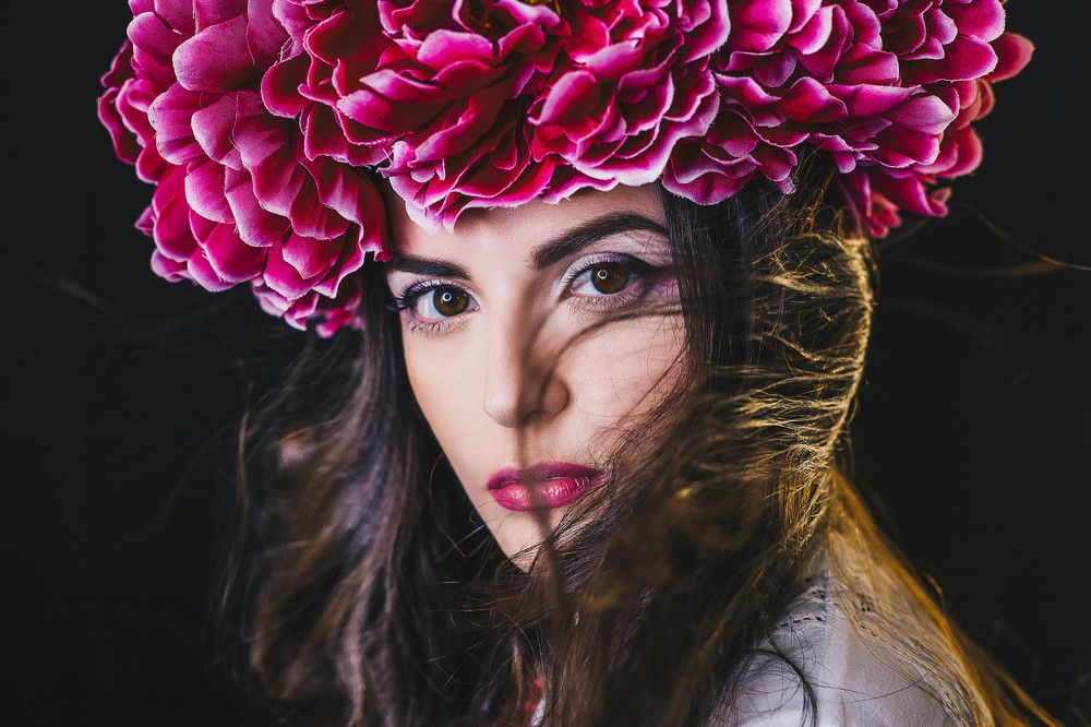 Глаза цвета смолы