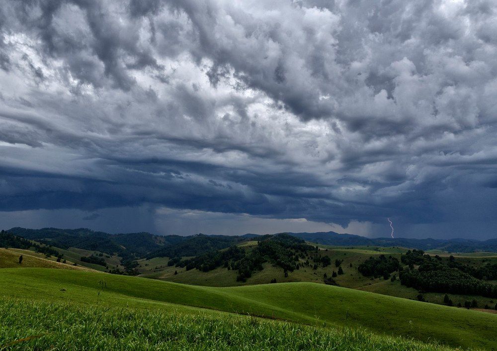 Гроза на Бирюксинском перевале