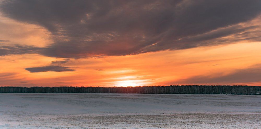 Апрельский закат на Южном Урале