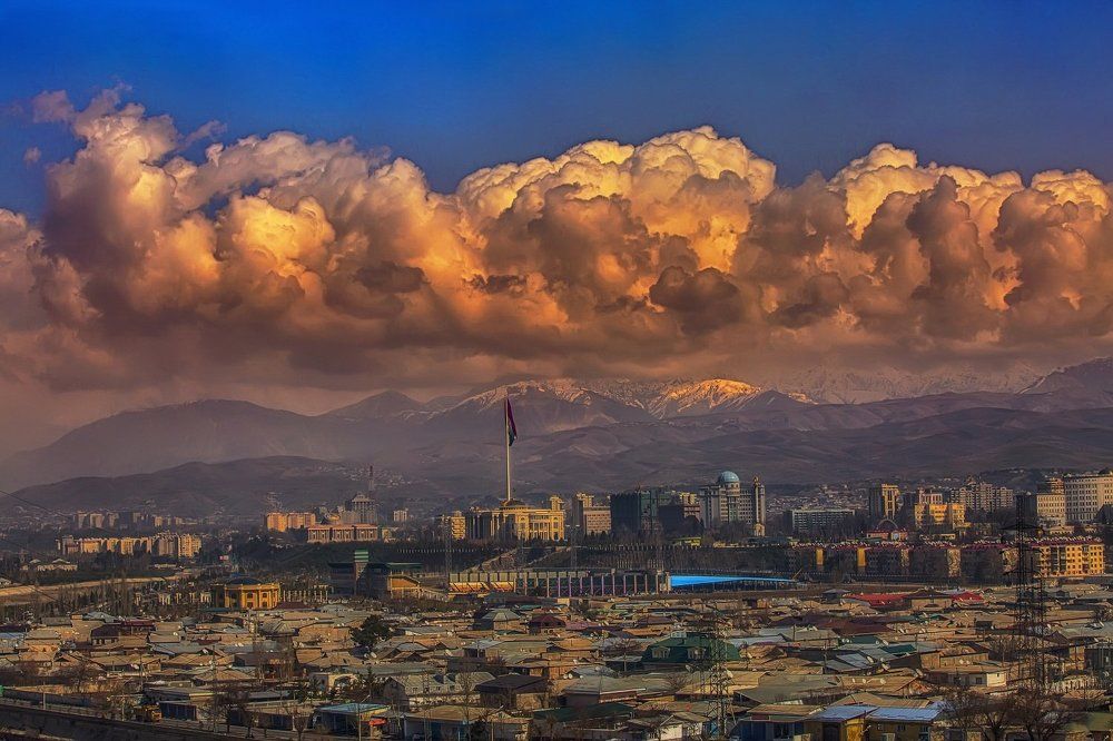 Облака над городом