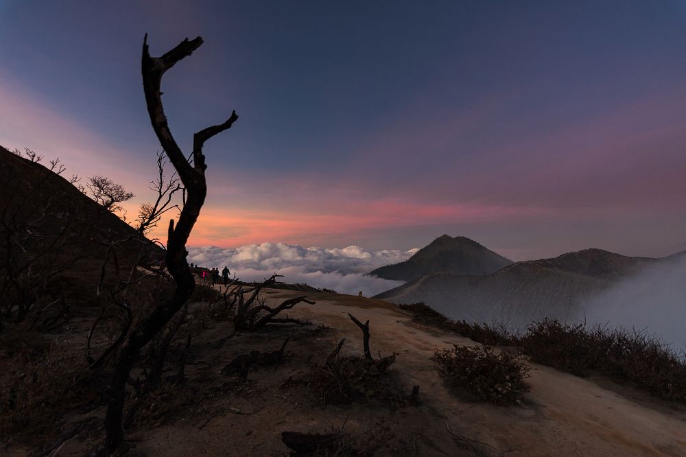 Kawah Ijen sunrise