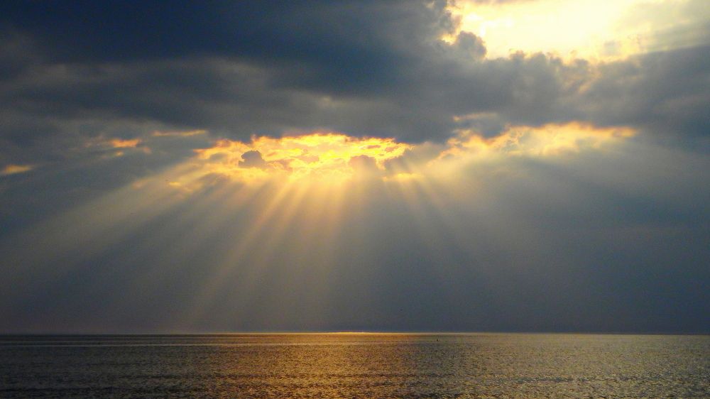 Предгрозовые лучи