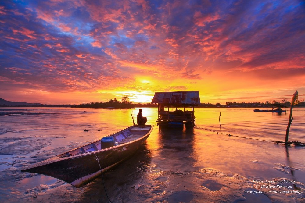 Photograph by Aug 2005