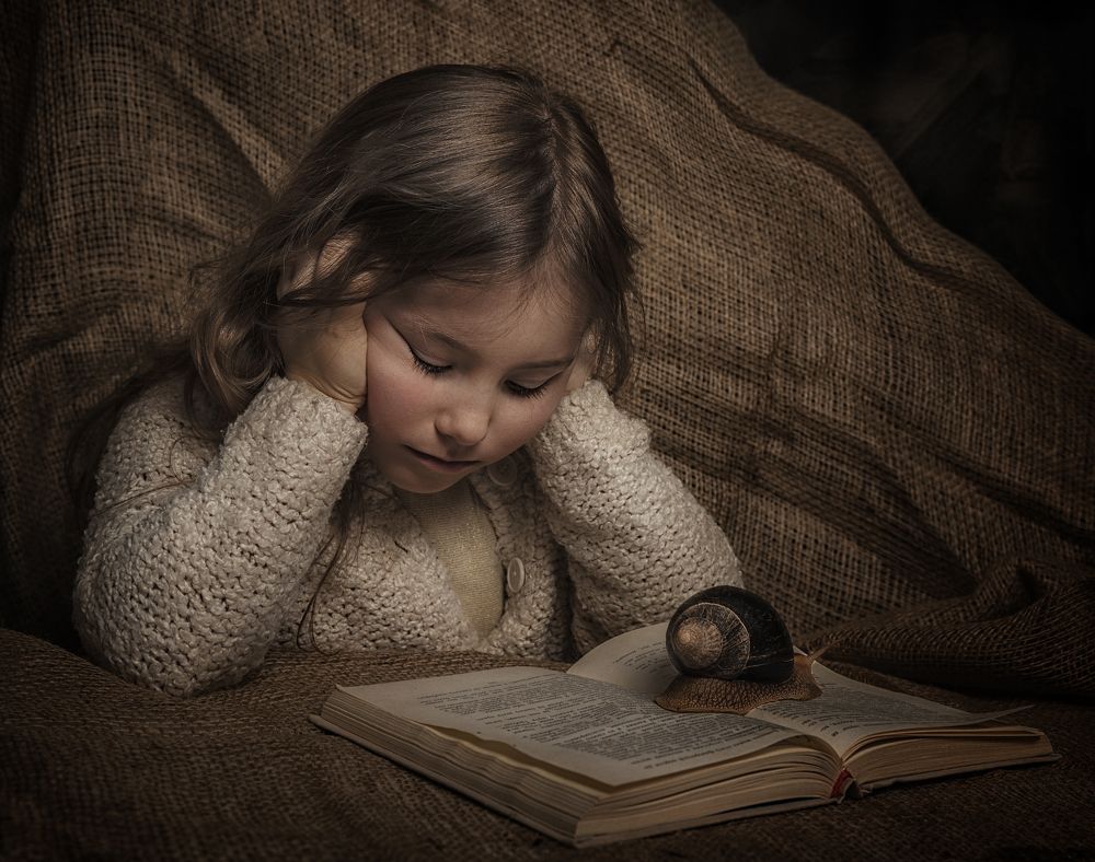 Девочка  и улитка