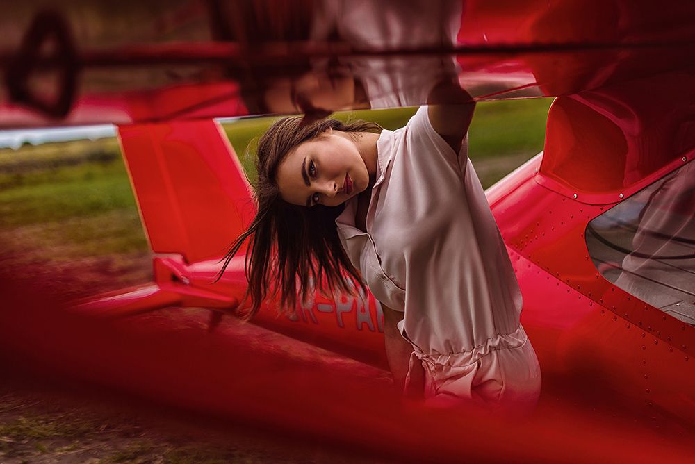 Под крылом самолета...