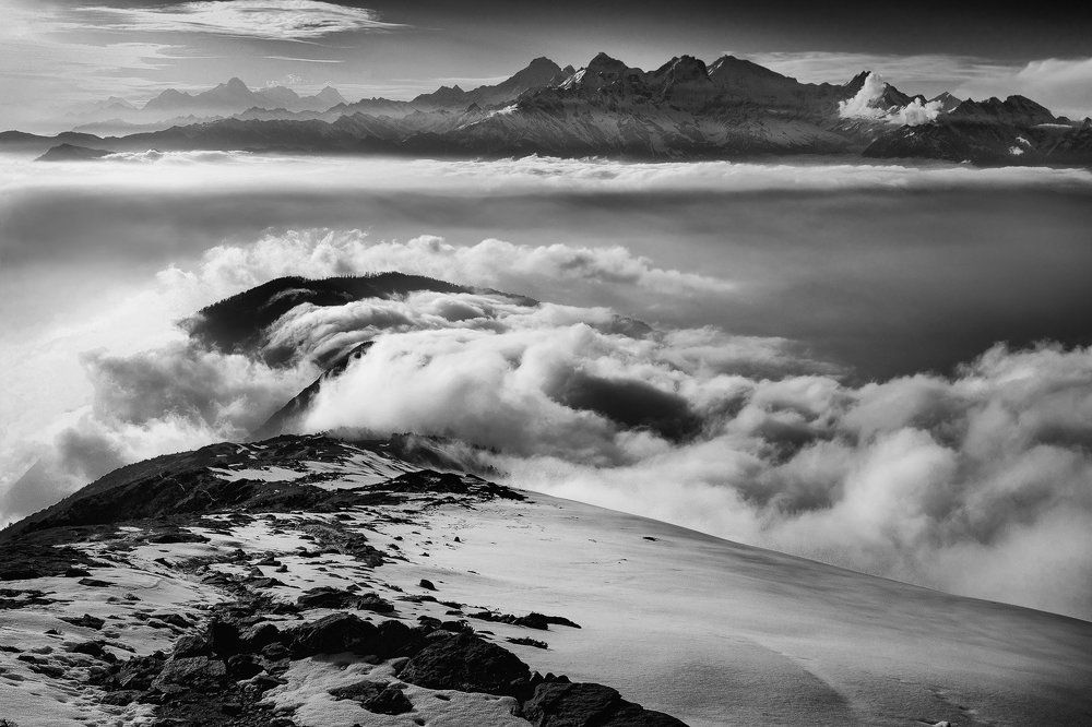 Остров в облаках