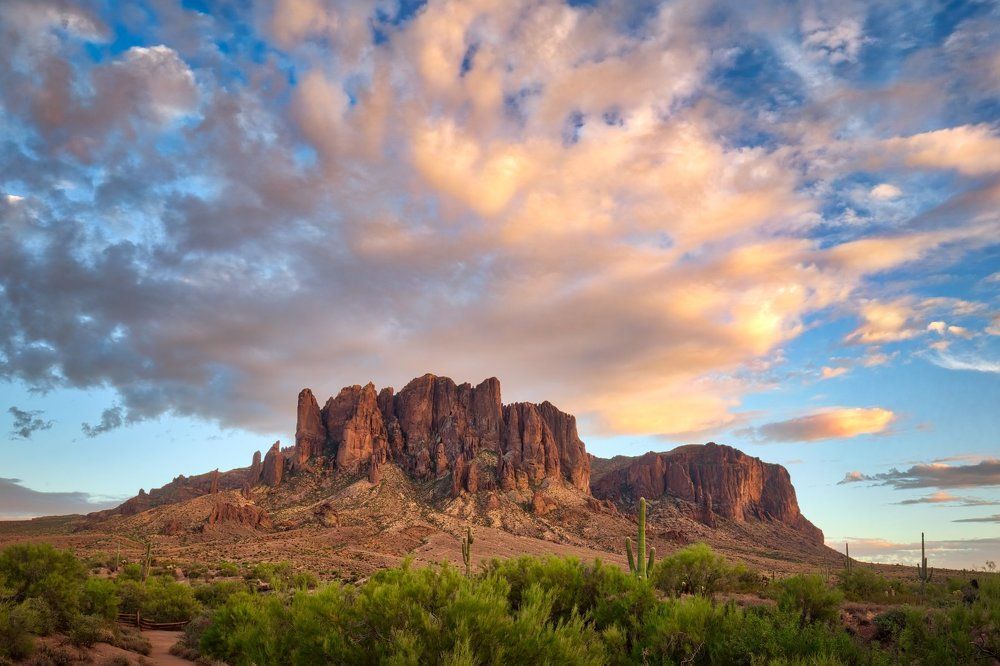 Clouds on the mountain