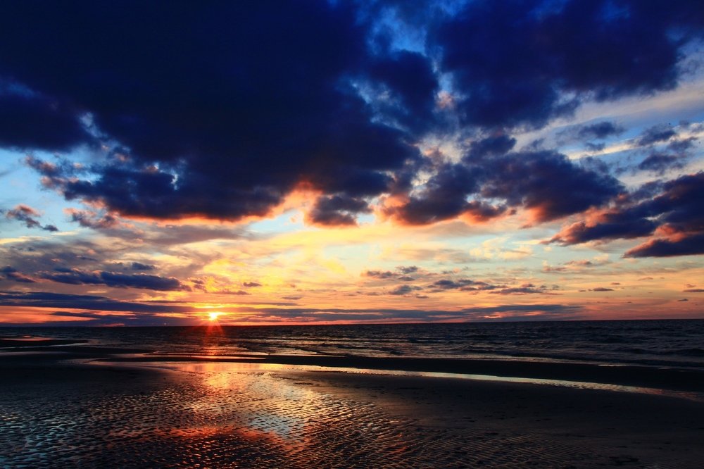 Облака на вечернем закате