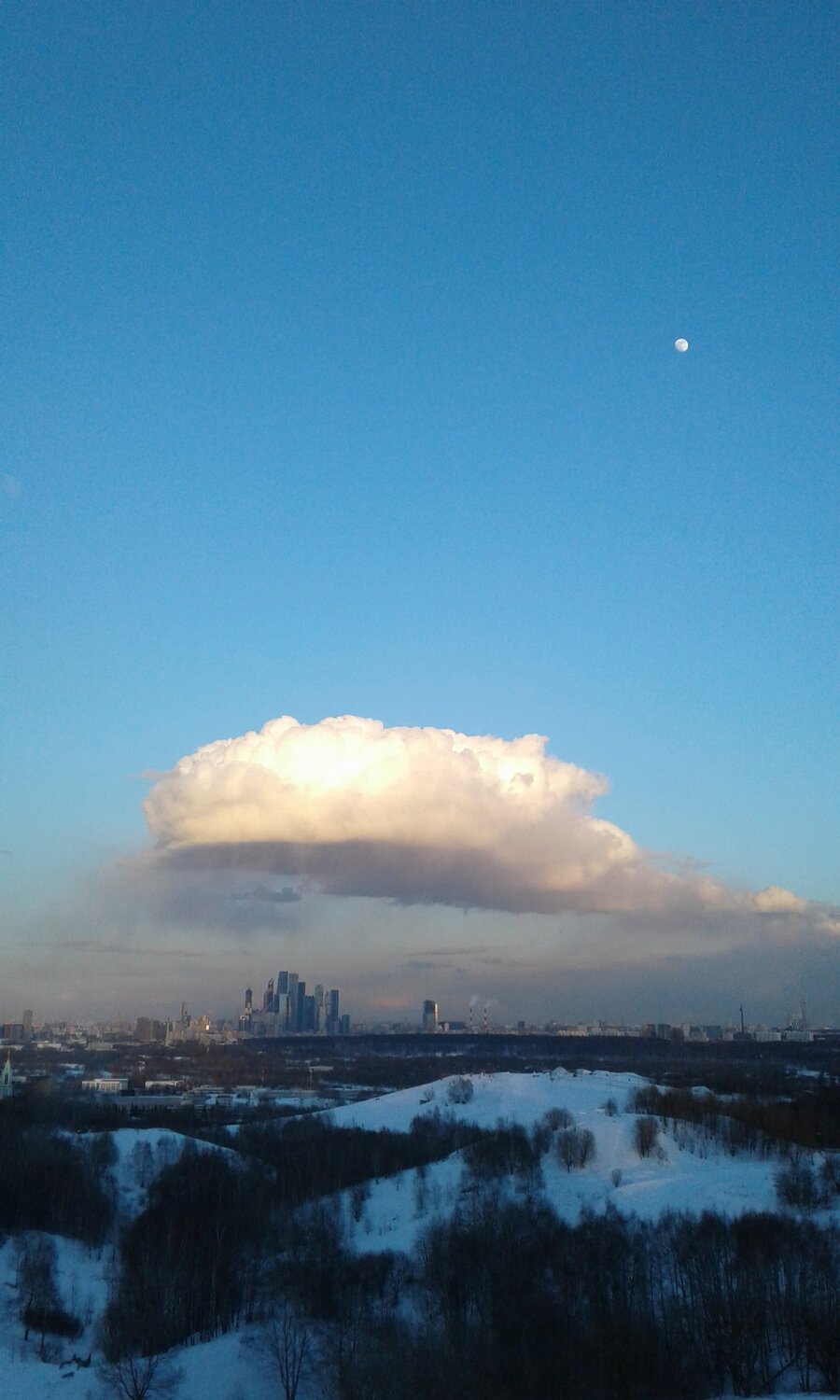 Укрыло