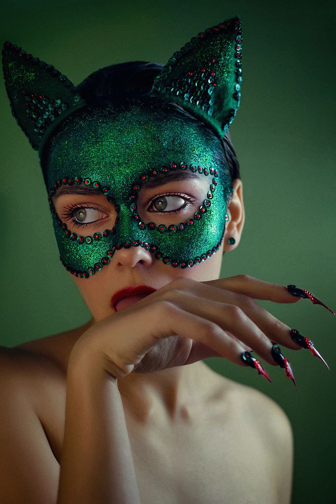 Изумрудная кошка.