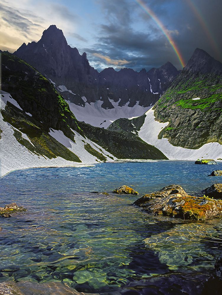 Хребет Сабля