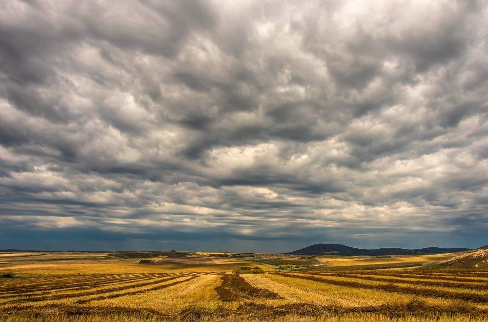 Суровые облака