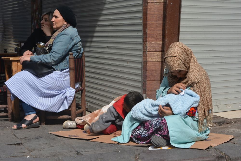 İçerdeki yabancılar...