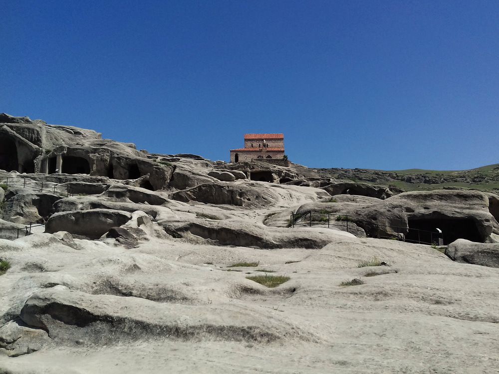 Пещерный город