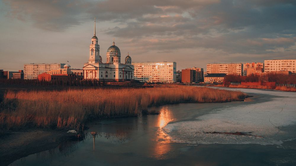 Церковь-на-реке