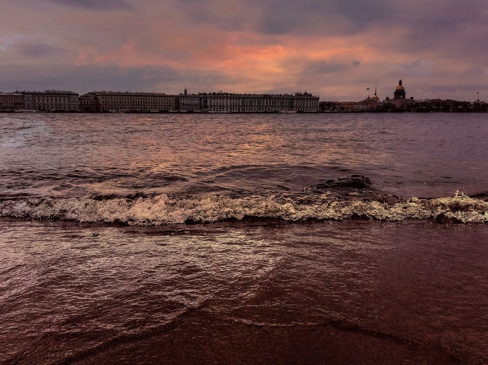 Волны Невы
