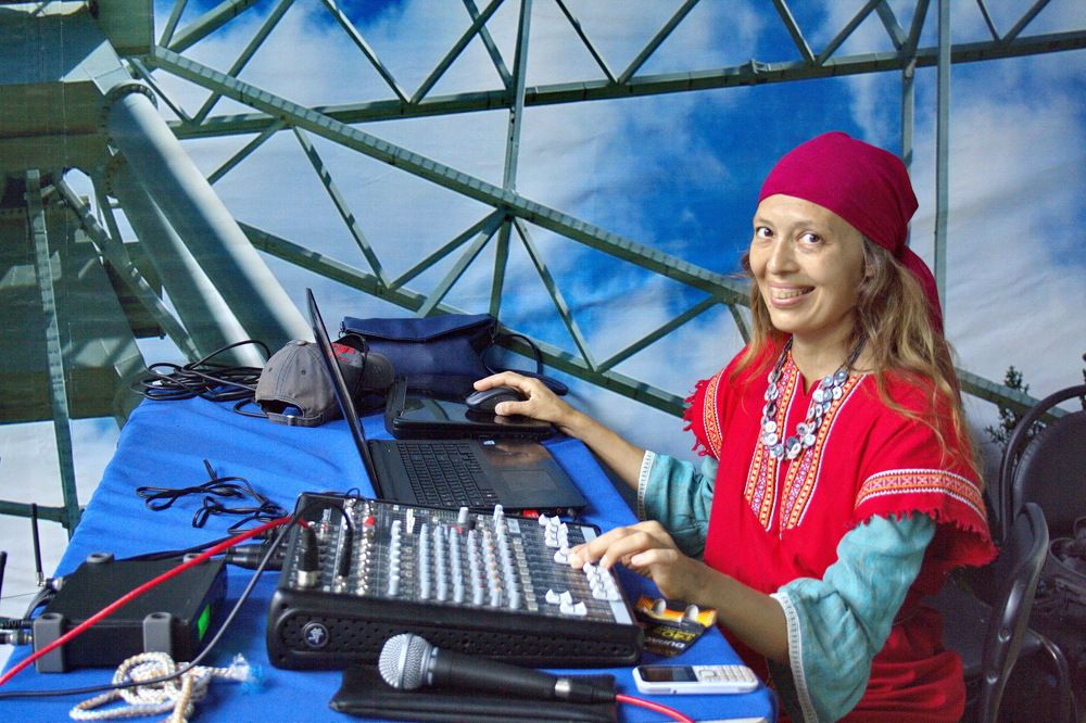 Заместитель...