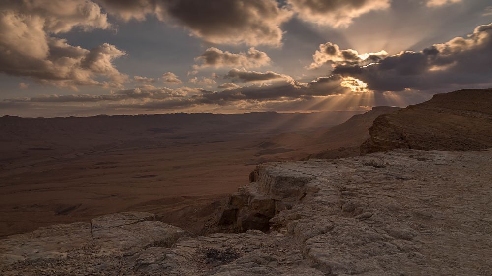 ramon crater