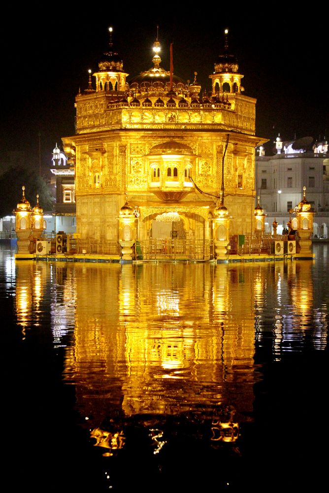 Golden Temple, Amritsar, India.