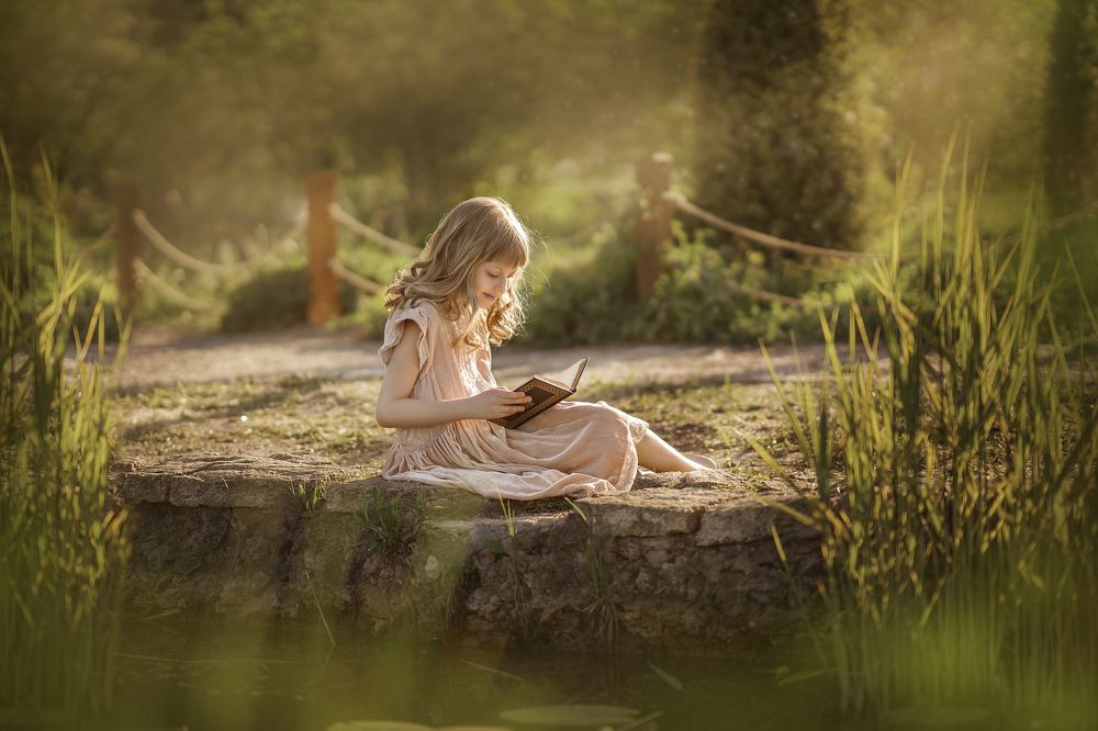 Photograph by Djeirana