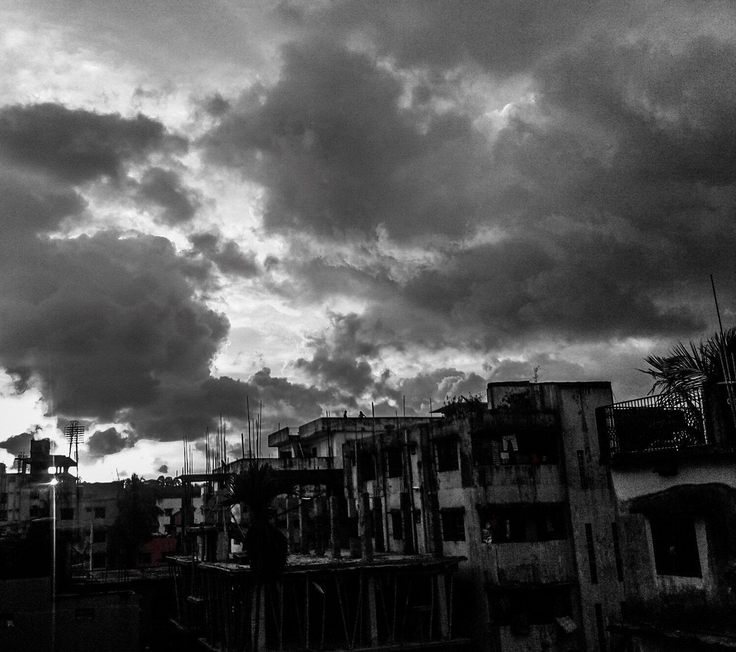 The Sun was setting & thunder was coming