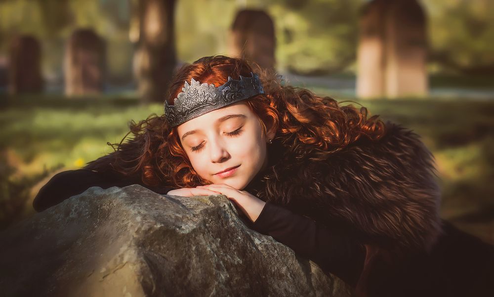 В лучах рыжего солнца ...