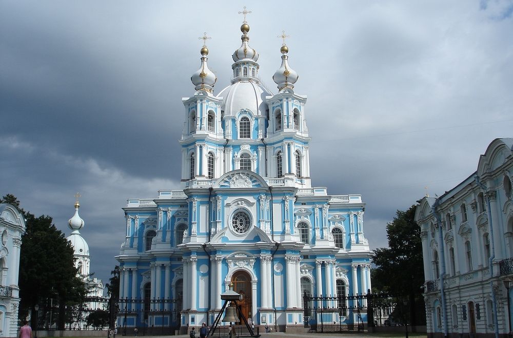 Смольный собор