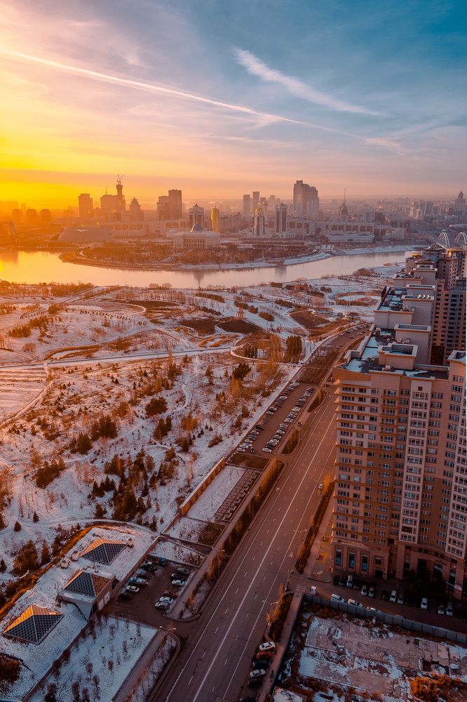 Зимний закат над городом