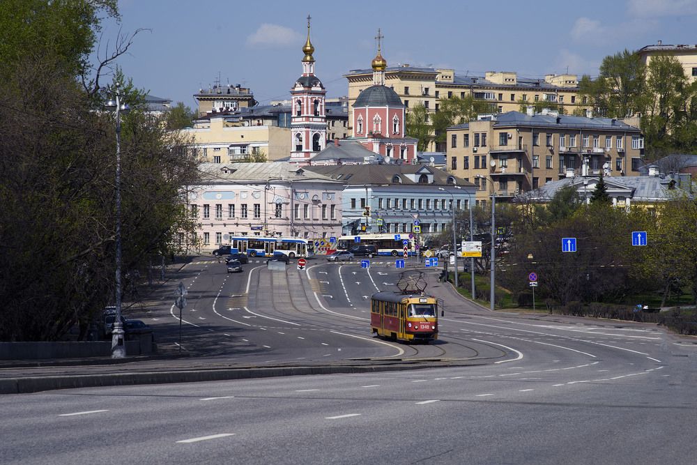 Трамвай и троллейбусы. Москва, Устьинский проезд