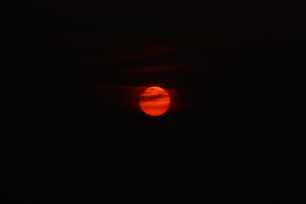 SUN SET
