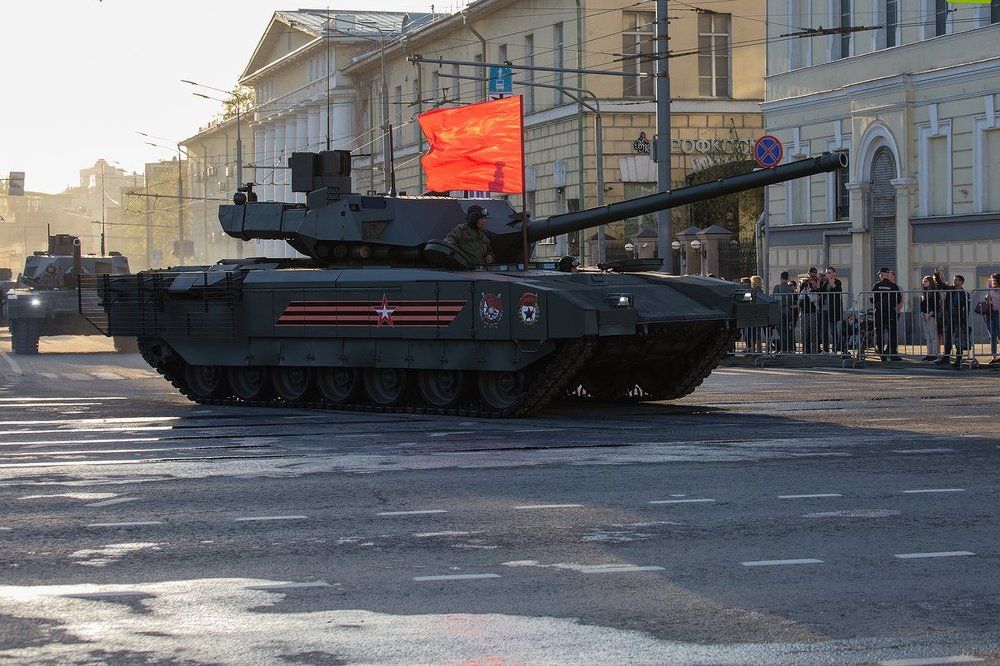 Танки наши быстры.