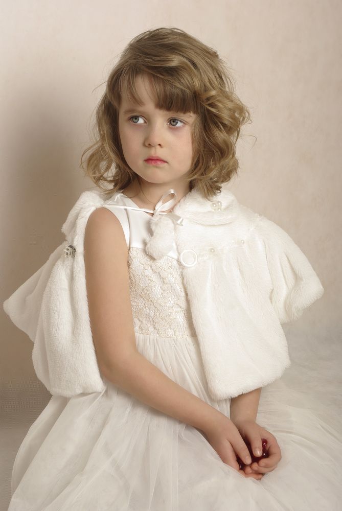 Фарфоровая кукла