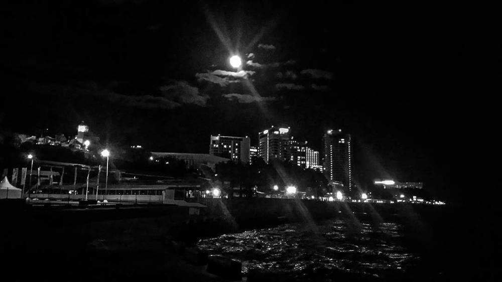 Вечер у моря