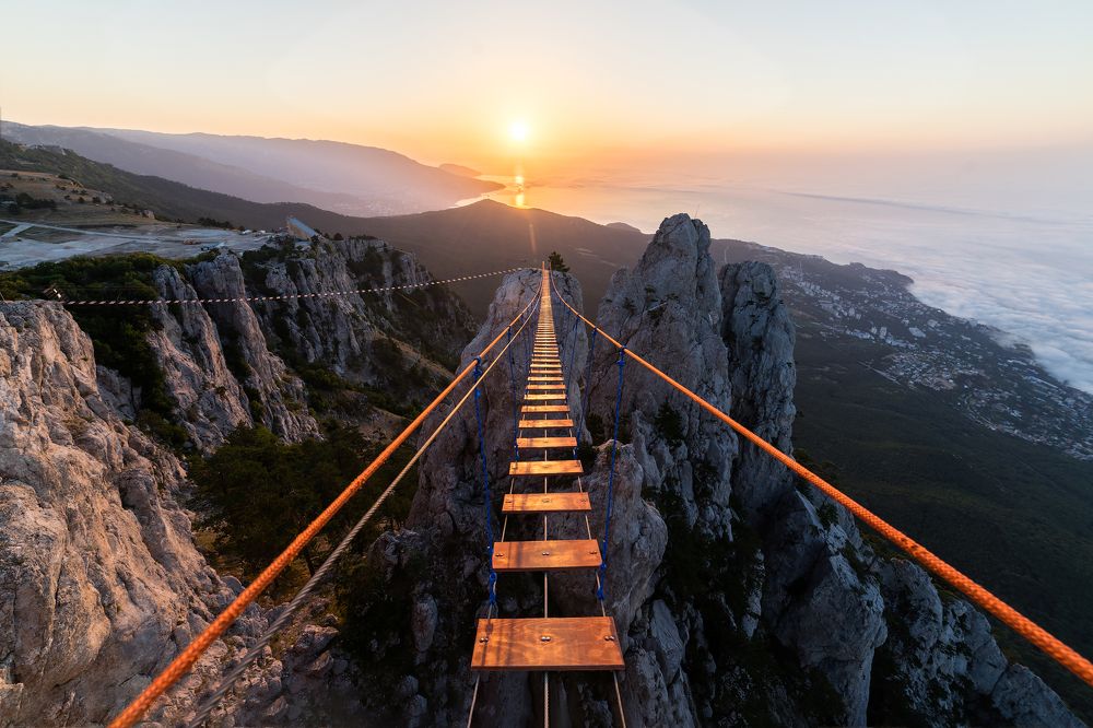 Рассвет на Ай-Петри. Крым.