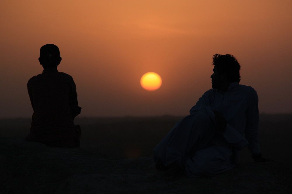 Sunsit caption