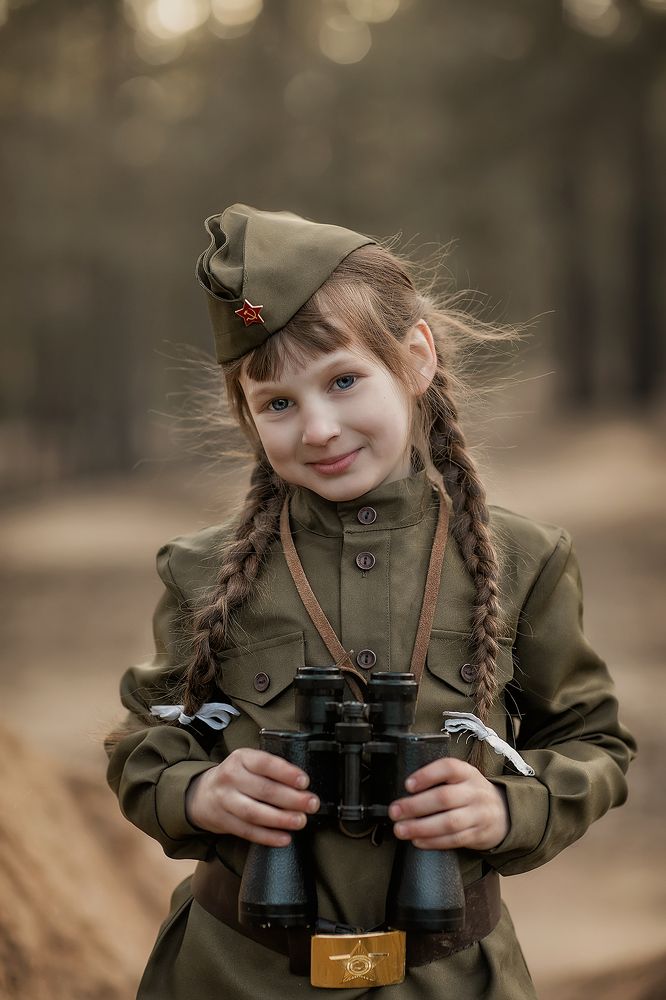 Девочка в форме