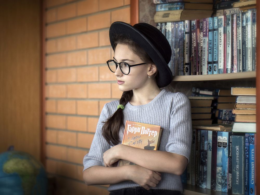 В образе ....