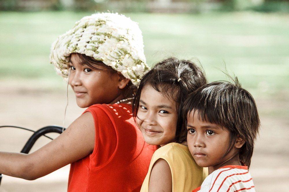 Трое на велосипеде