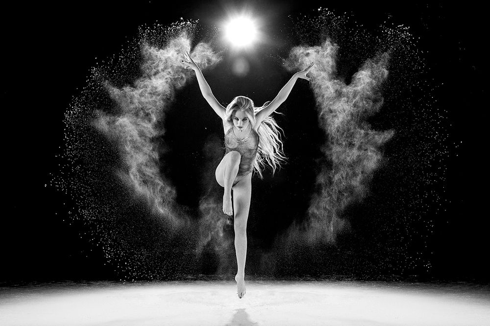 Танцы под луной