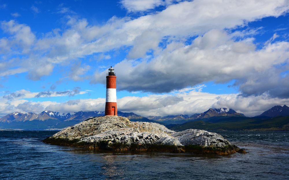 Photograph by somicsm