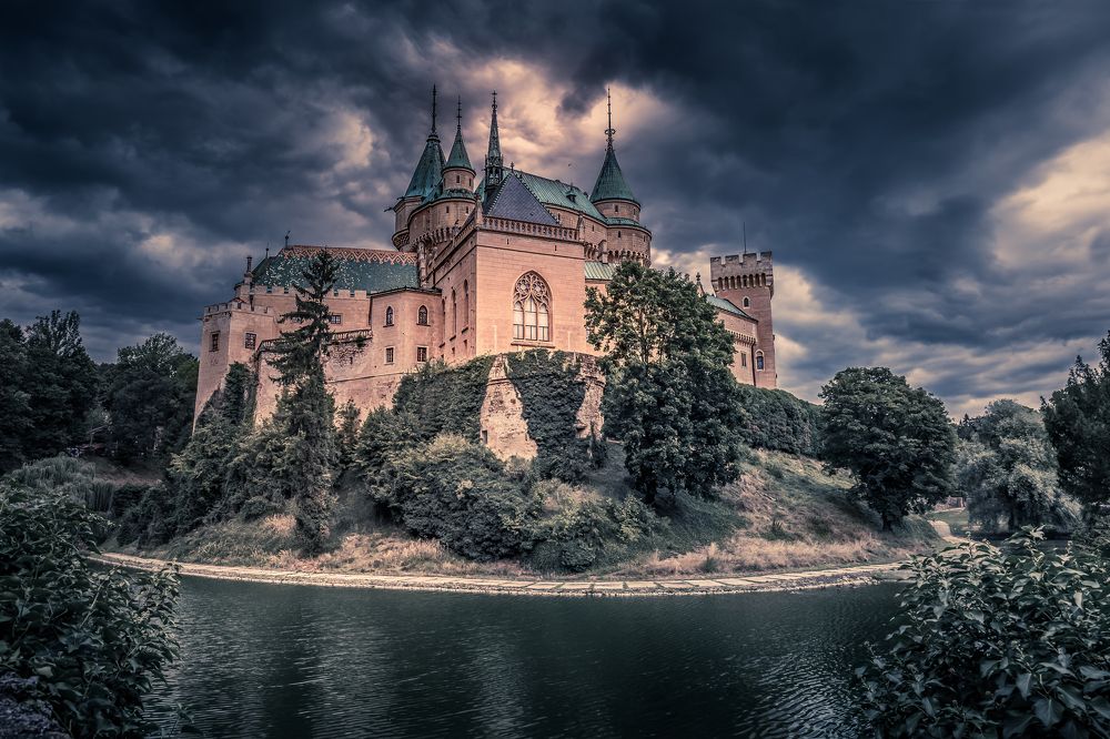 Замок белой дамы