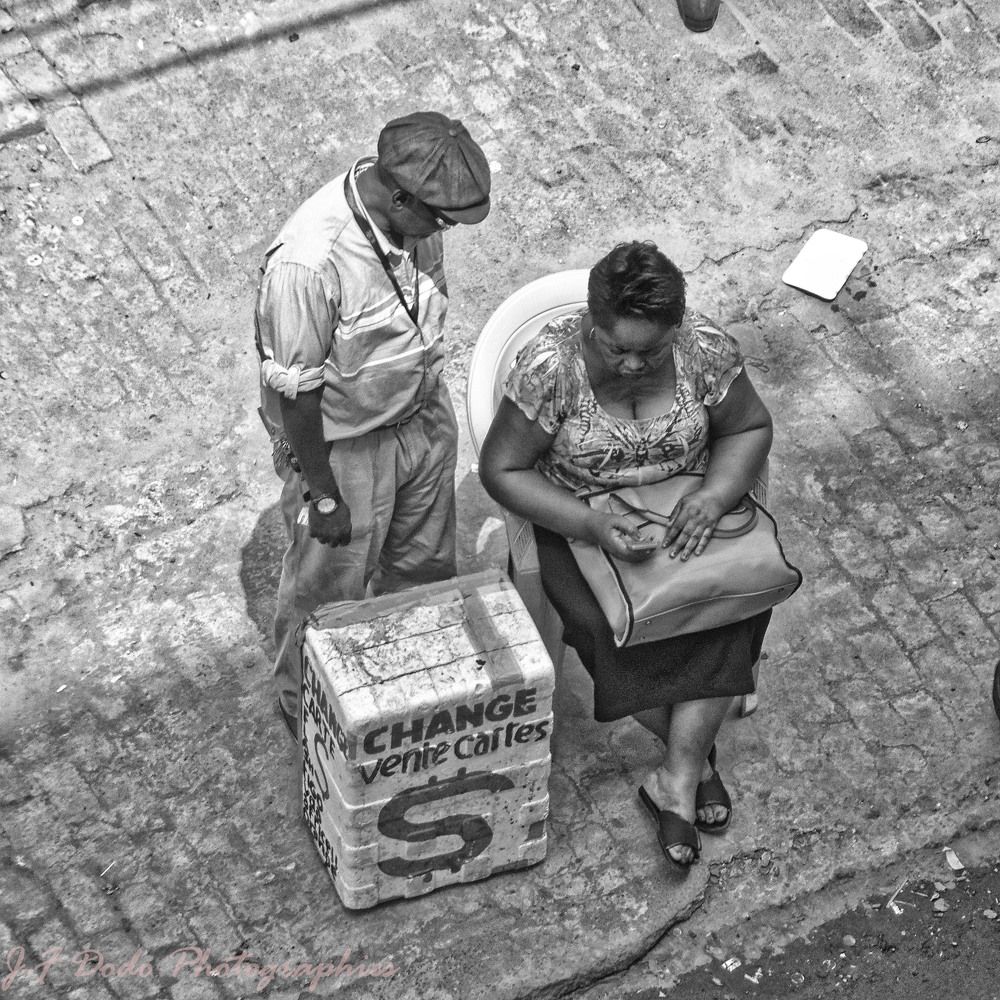 Money changer, Kinshasa