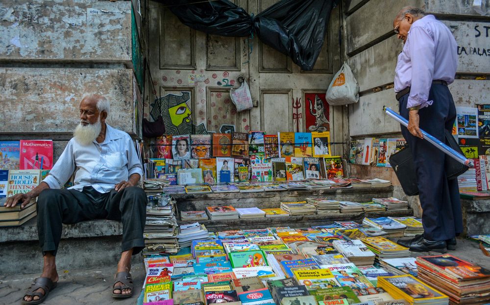 Bibliophilia while returning home