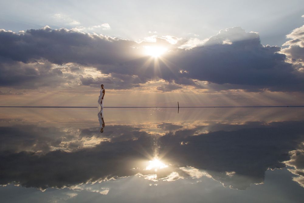 Между мирами ...