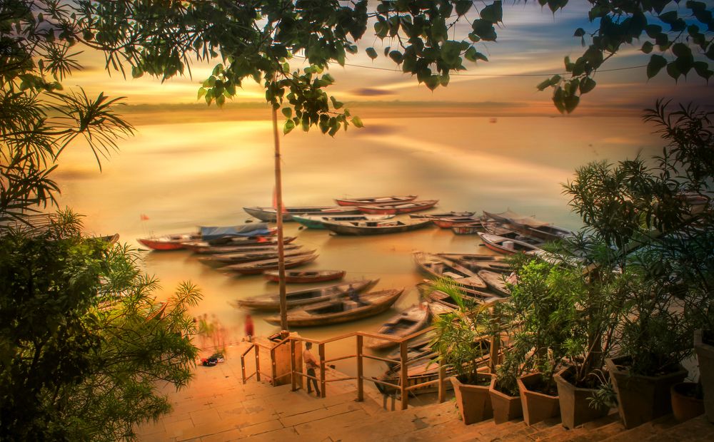 Sunrise at ghats of Ganges