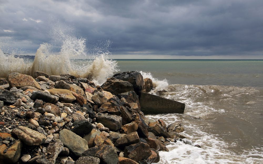 ... и рвутся волны в высоту