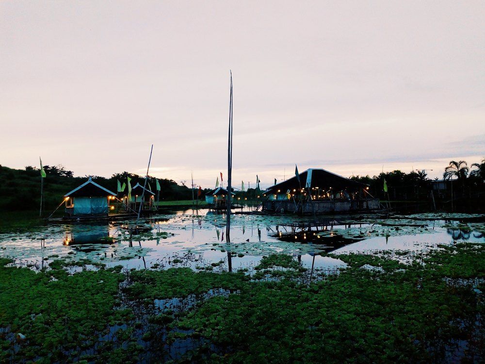 Floating Cottage