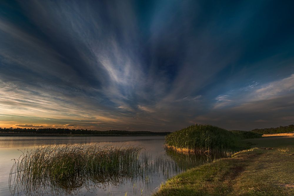 закат наз озером