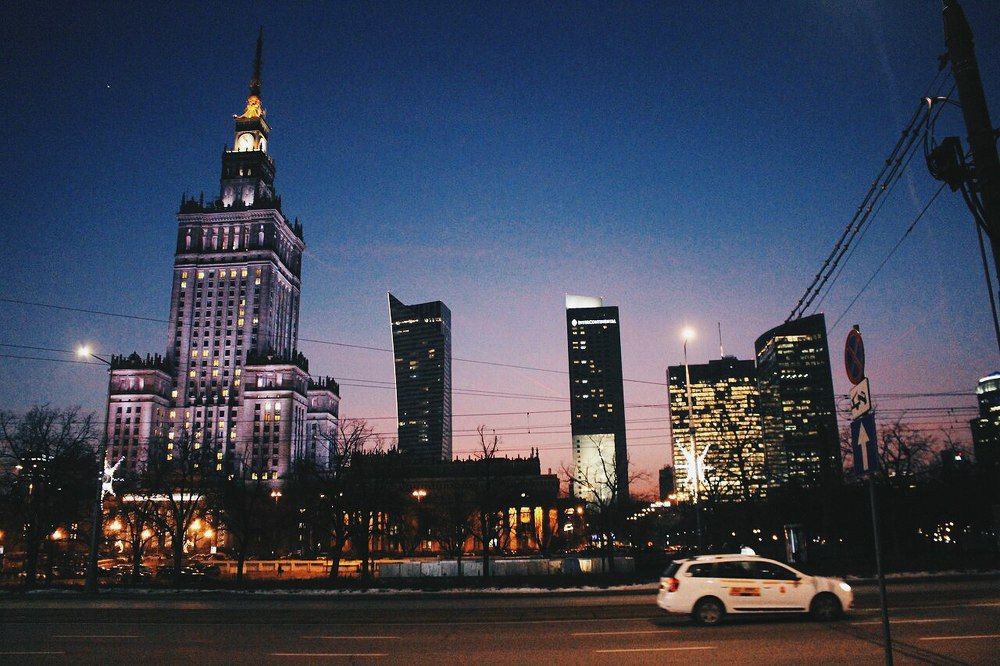 Нічна Варшава