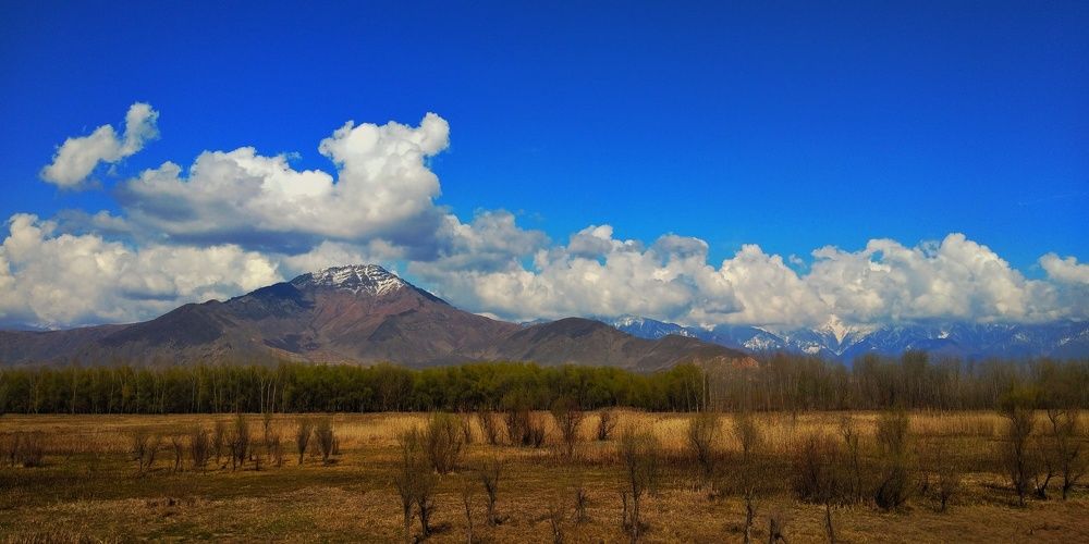 View of Wasterwun Mountains